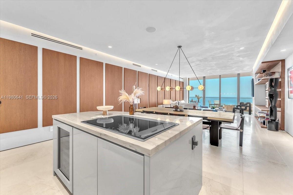 18975 Collins Ave #5302+Cabana 6, Sunny Isles Beach FL 33160