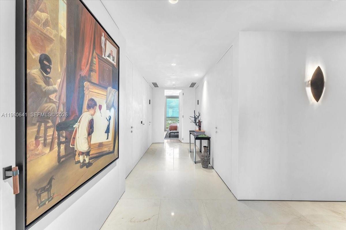 18975 Collins Ave #5302+Cabana 6, Sunny Isles Beach FL 33160