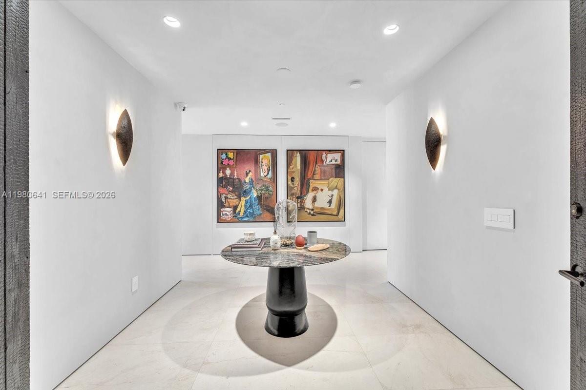 18975 Collins Ave #5302+Cabana 6, Sunny Isles Beach FL 33160