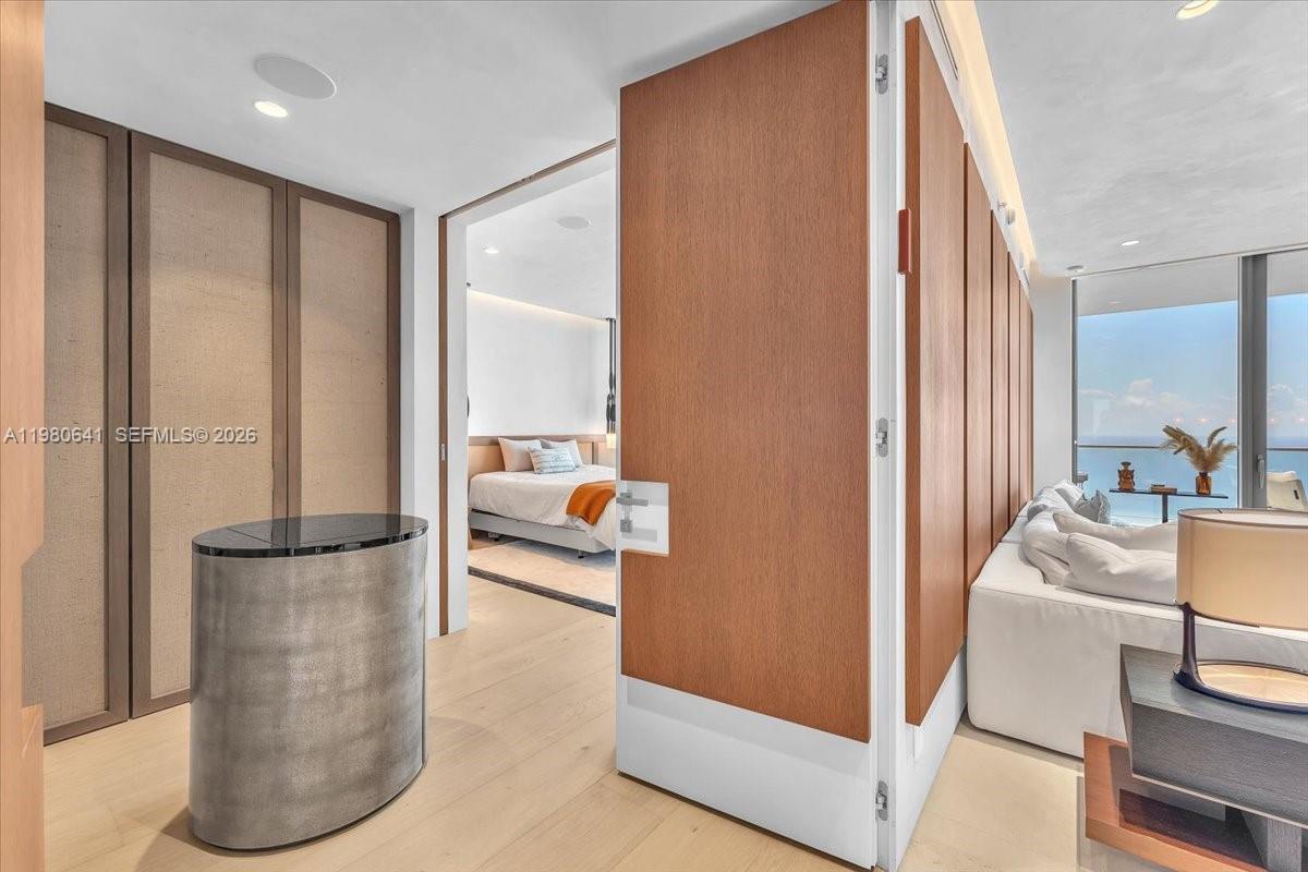 18975 Collins Ave #5302+Cabana 6, Sunny Isles Beach FL 33160