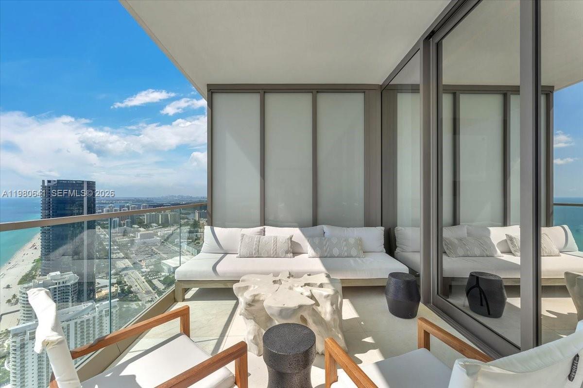 18975 Collins Ave #5302+Cabana 6, Sunny Isles Beach FL 33160