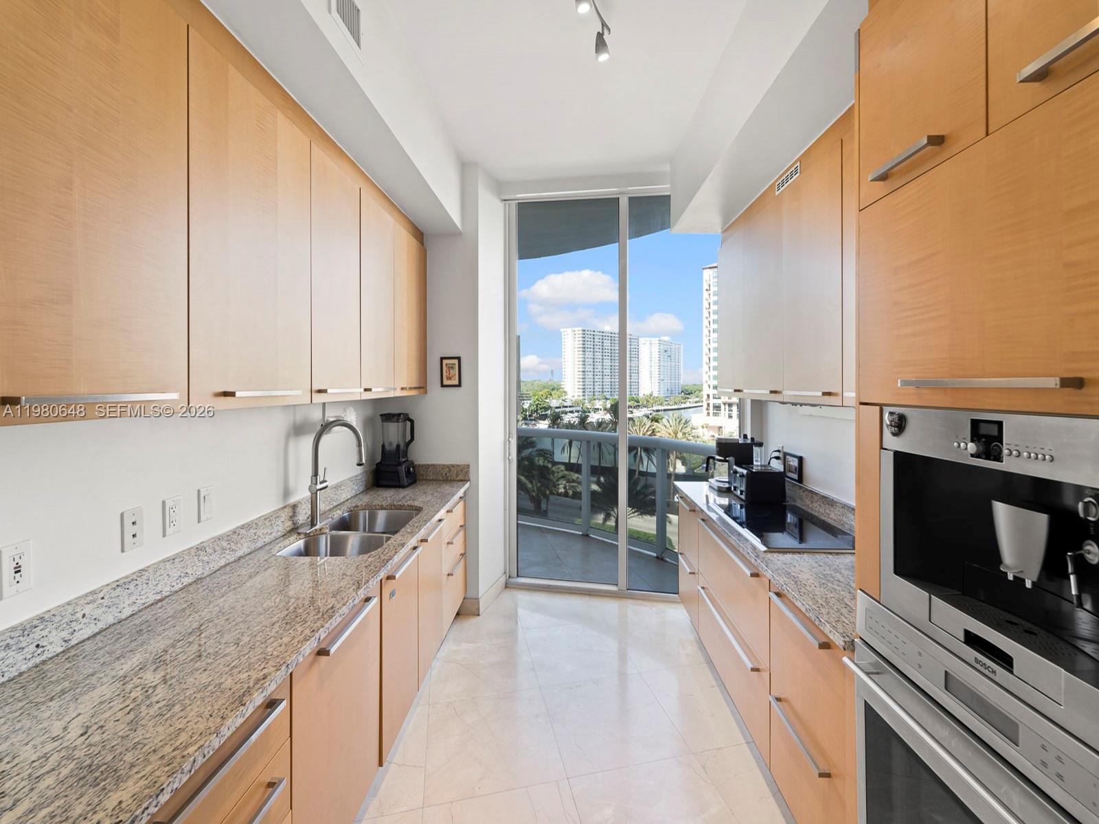 15901 Collins Ave #405, Sunny Isles Beach FL 33160