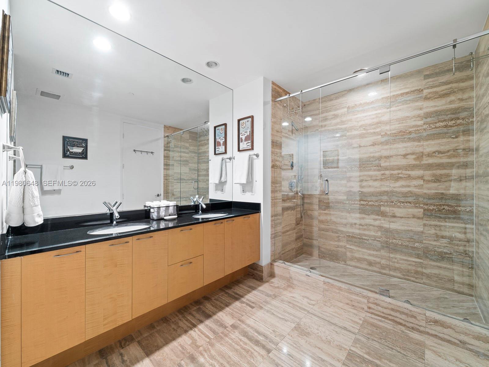15901 Collins Ave #405, Sunny Isles Beach FL 33160
