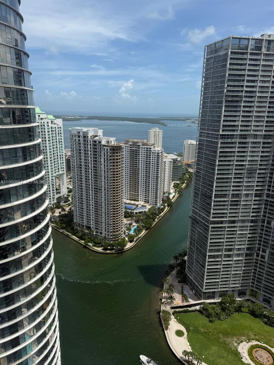 200 Biscayne Boulevard Way #4801, Miami FL 33131