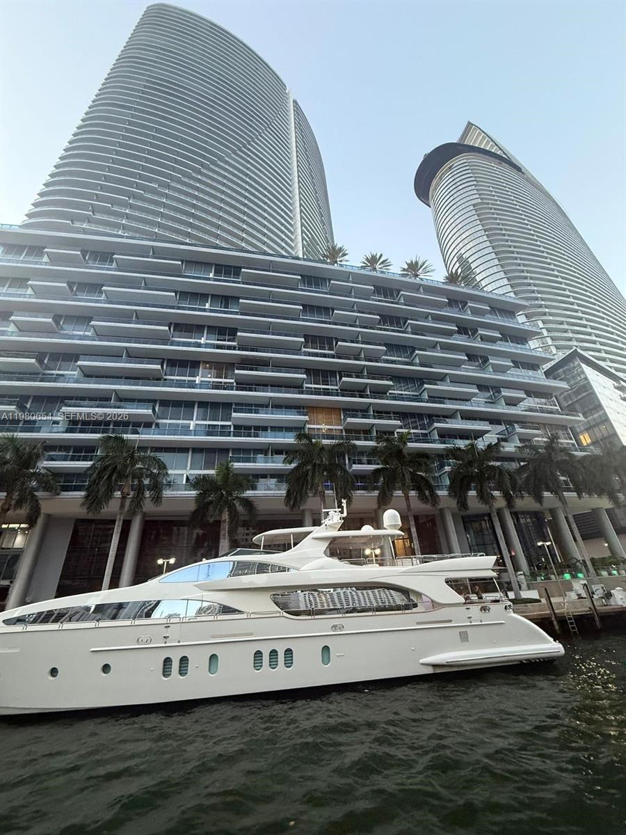 200 Biscayne Boulevard Way #4801, Miami FL 33131