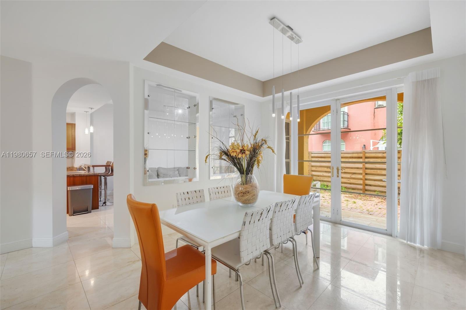 18450 NE 30th place, Aventura FL 33160