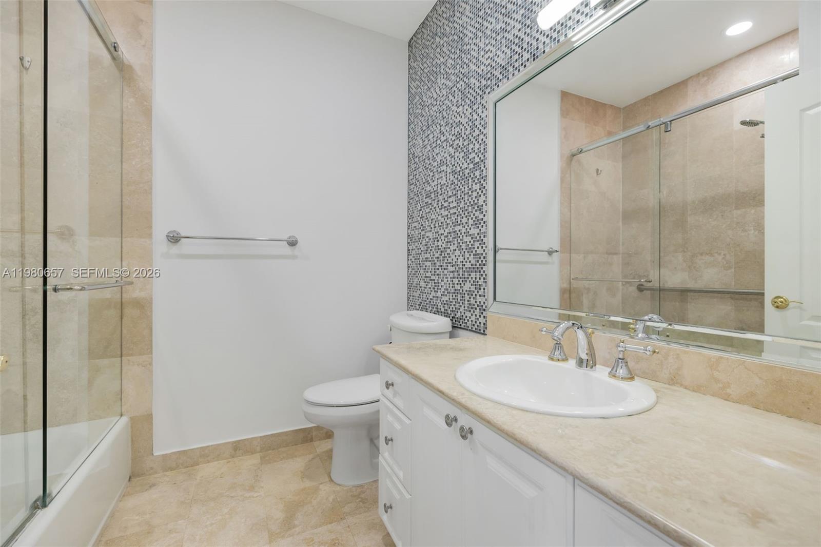 18450 NE 30th place, Aventura FL 33160
