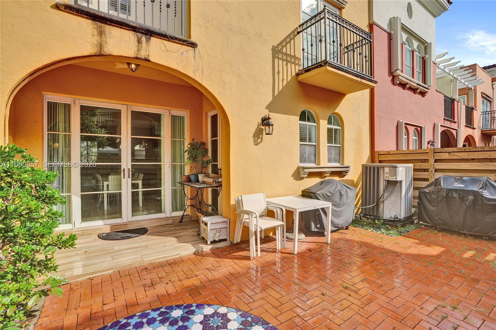 18450 NE 30th place, Aventura FL 33160