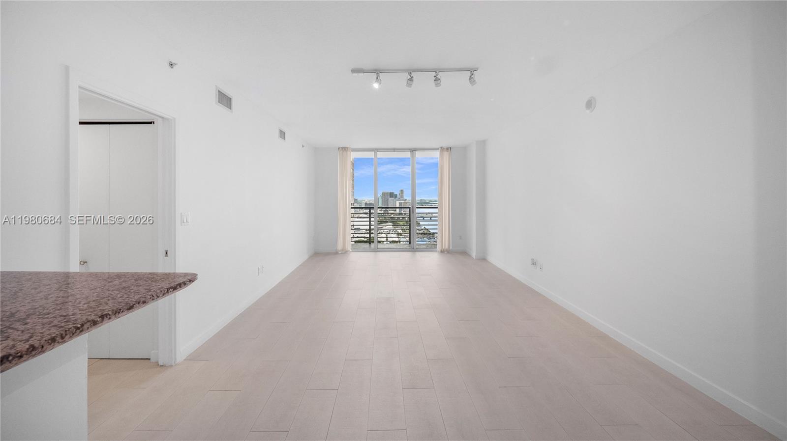 325 S Biscayne Blvd #4314, Miami FL 33131