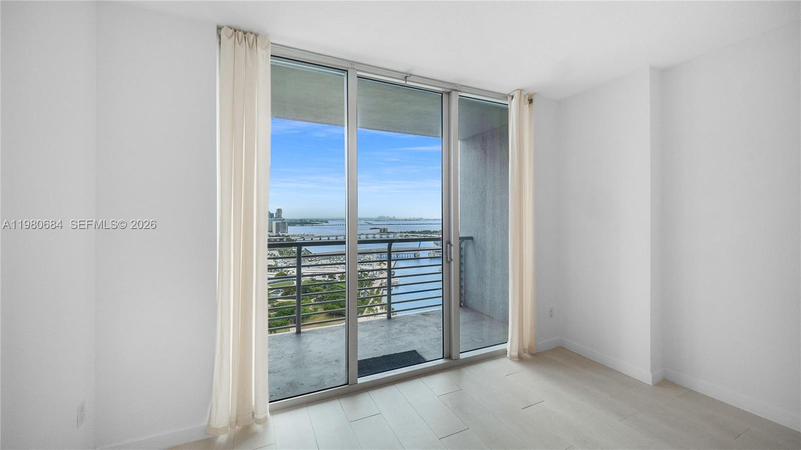 325 S Biscayne Blvd #4314, Miami FL 33131