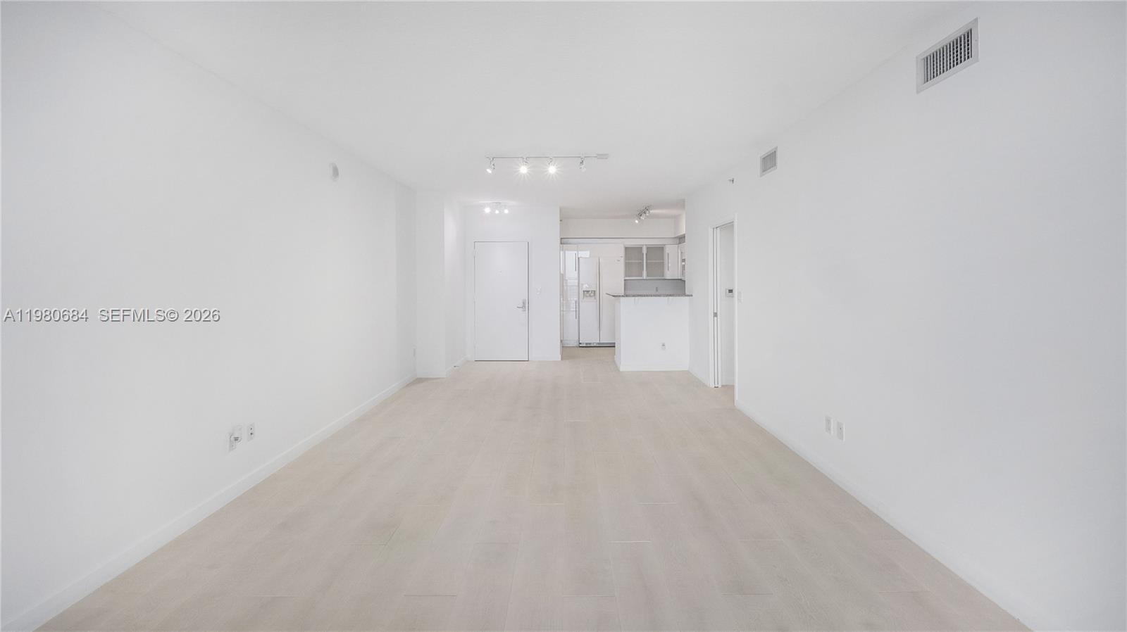 325 S Biscayne Blvd #4314, Miami FL 33131