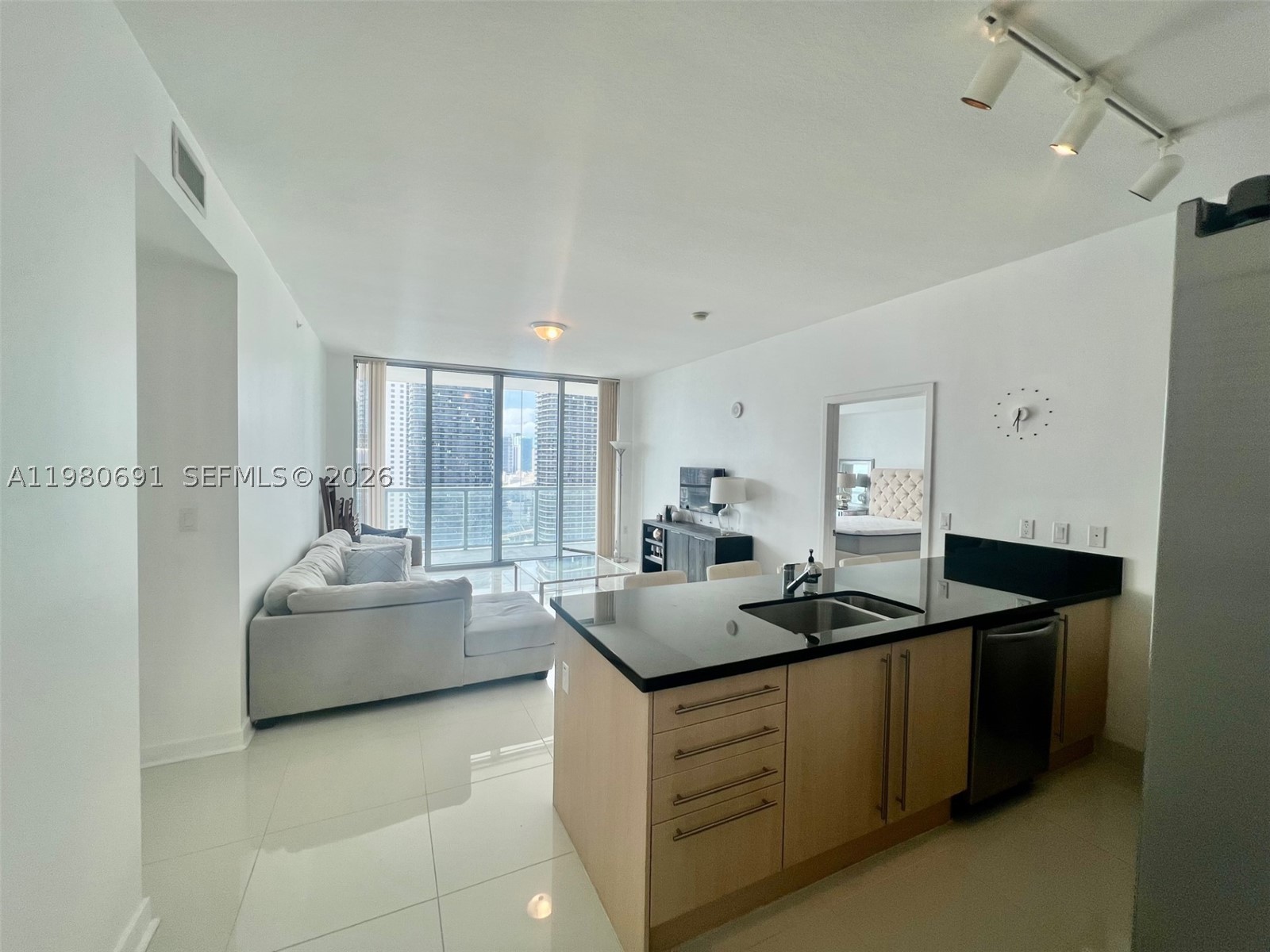 1111 SW 1st Ave #3223, Miami FL 33130