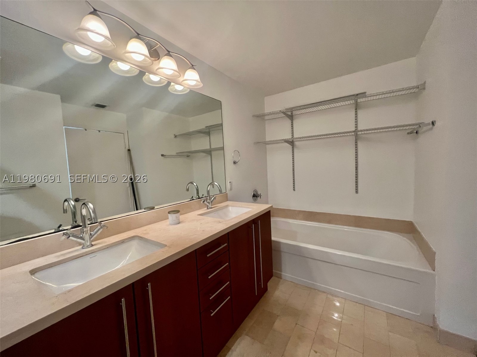1111 SW 1st Ave #3223, Miami FL 33130