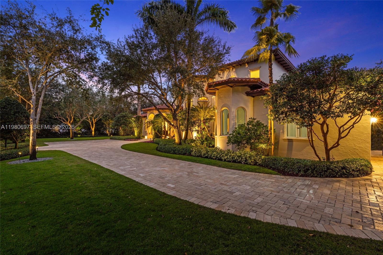 6255 SW 133rd St, Pinecrest FL 33156