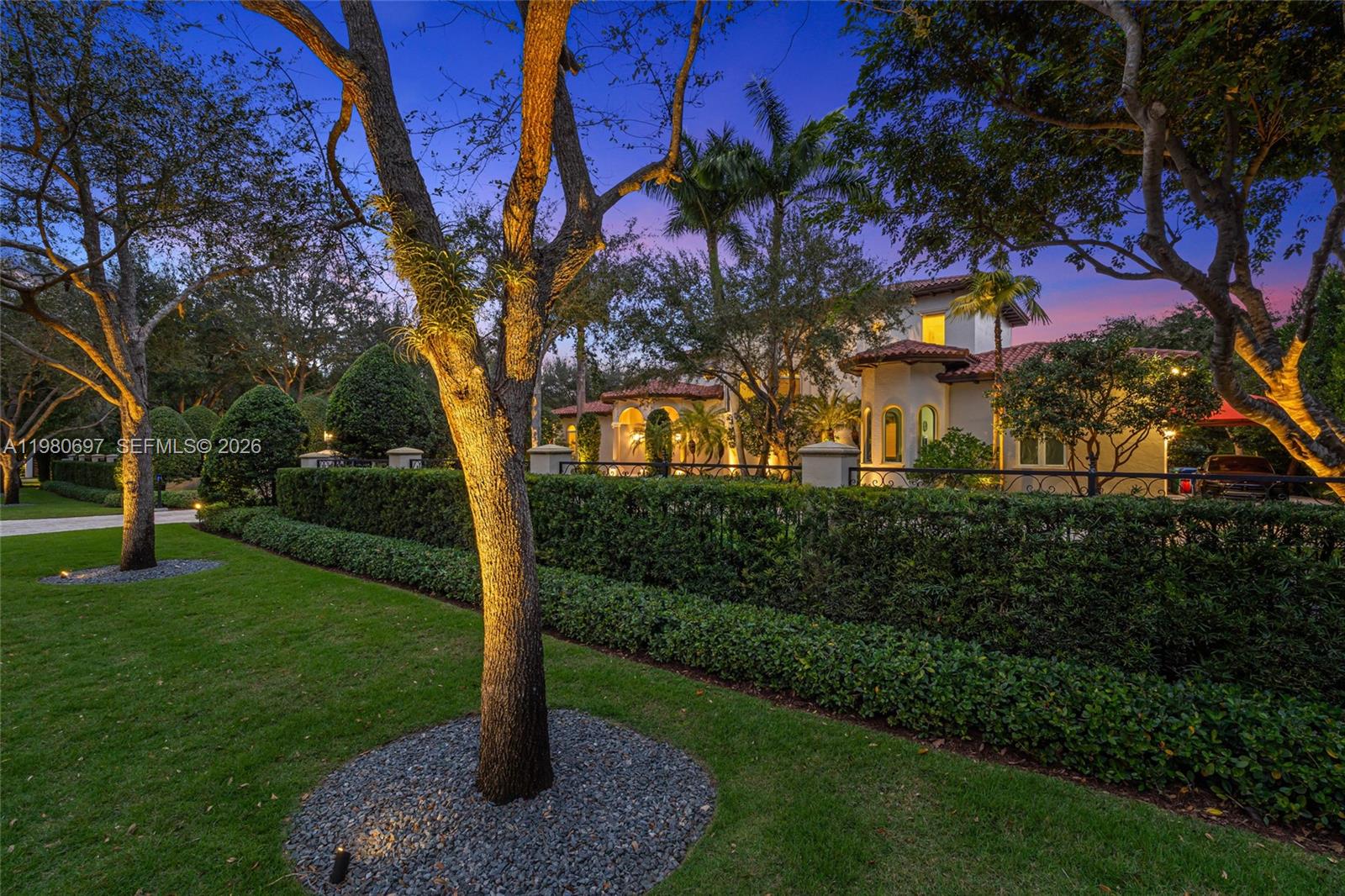 6255 SW 133rd St, Pinecrest FL 33156