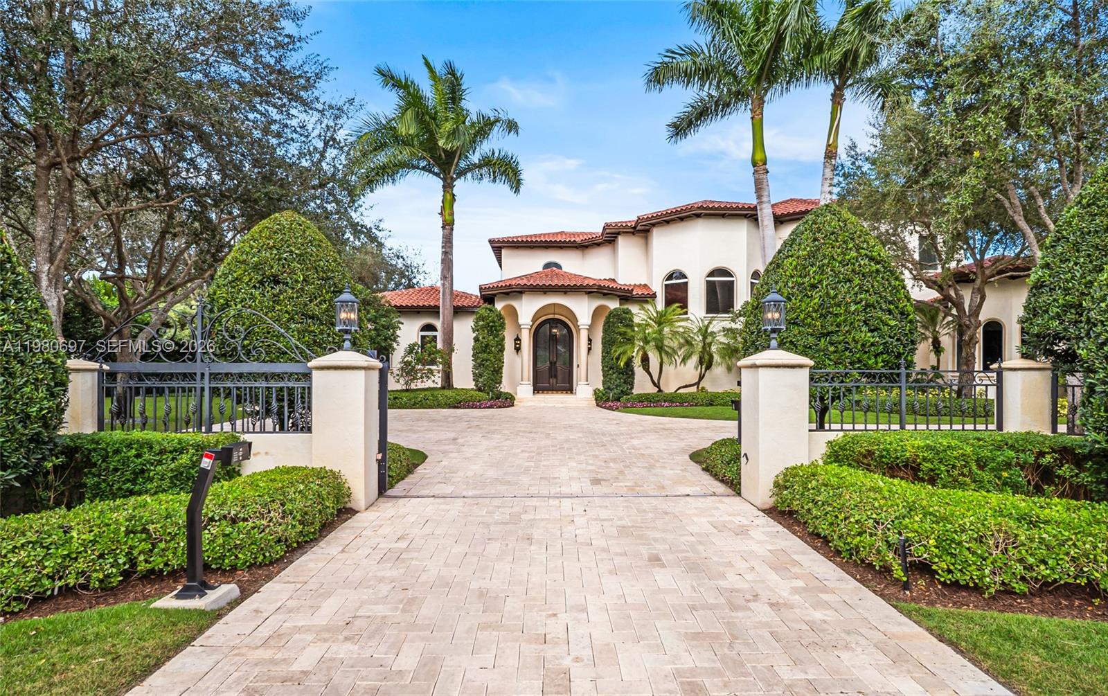 6255 SW 133rd St, Pinecrest FL 33156