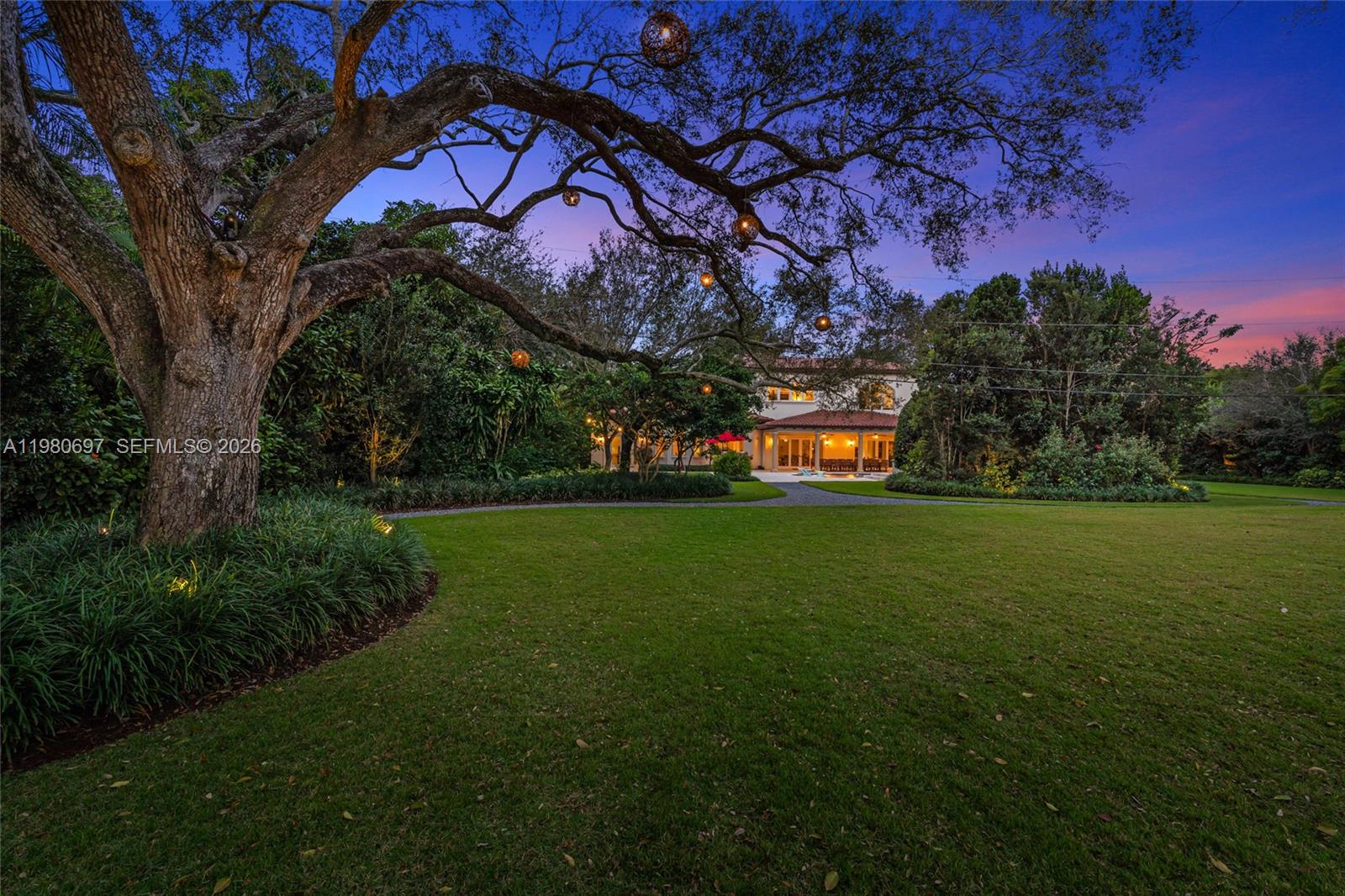 6255 SW 133rd St, Pinecrest FL 33156