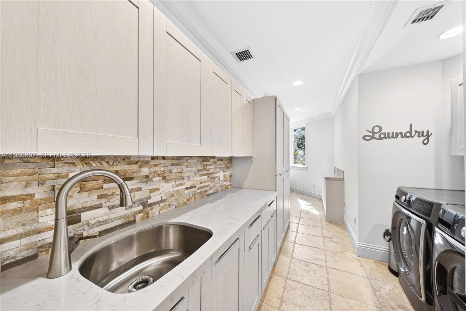 6255 SW 133rd St, Pinecrest FL 33156