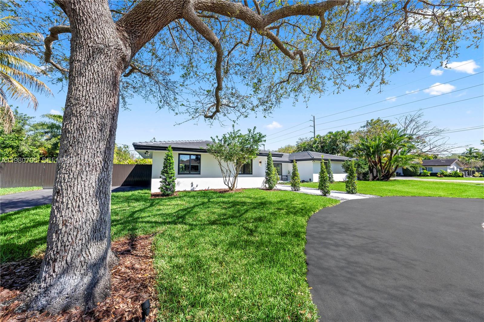 14323 SW 80th Ave, Palmetto Bay FL 33158