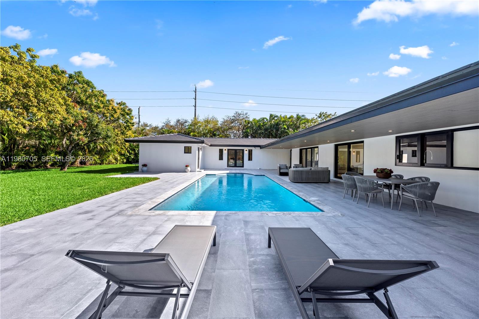 14323 SW 80th Ave, Palmetto Bay FL 33158