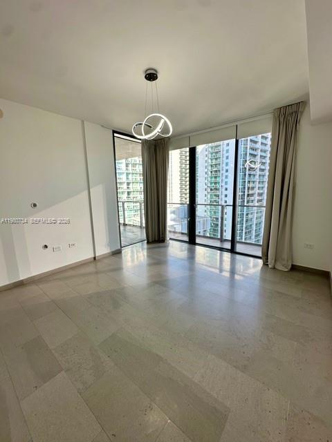68 SE 6th St #2511, Miami FL 33131