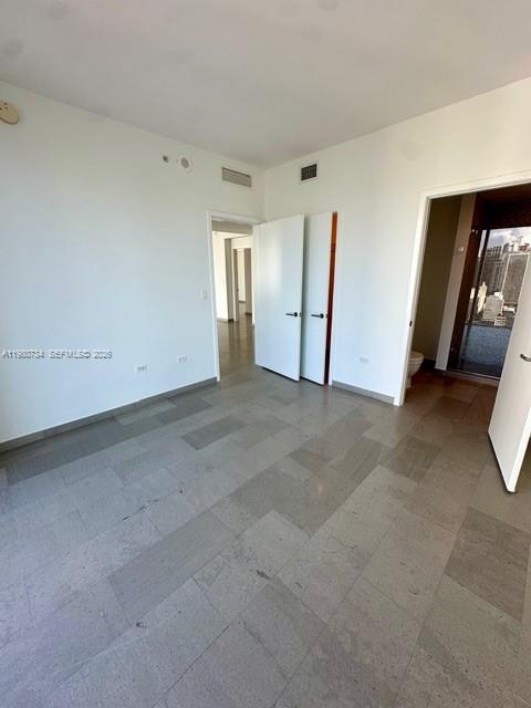 68 SE 6th St #2511, Miami FL 33131