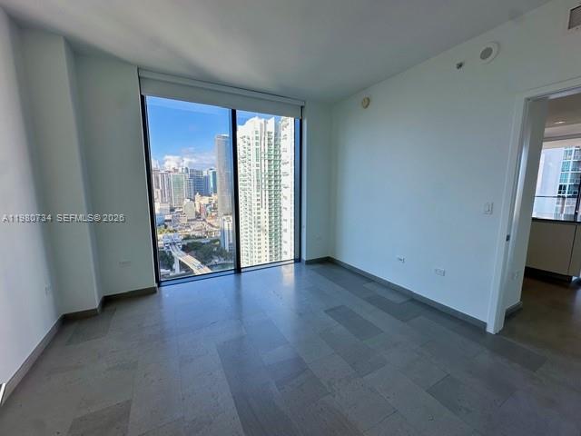 68 SE 6th St #2511, Miami FL 33131