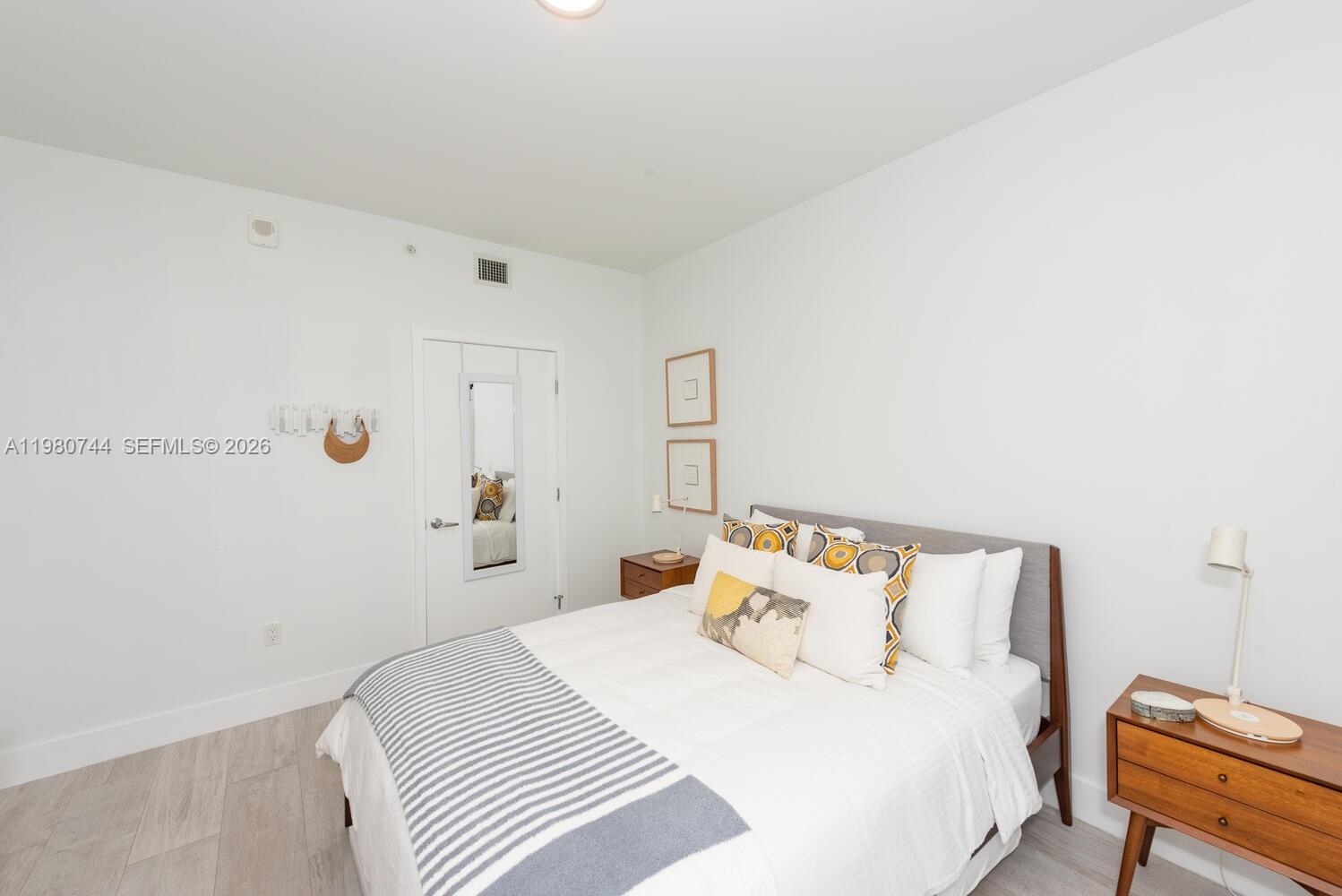 16385 Biscayne Blvd #2304, North Miami Beach FL 33160