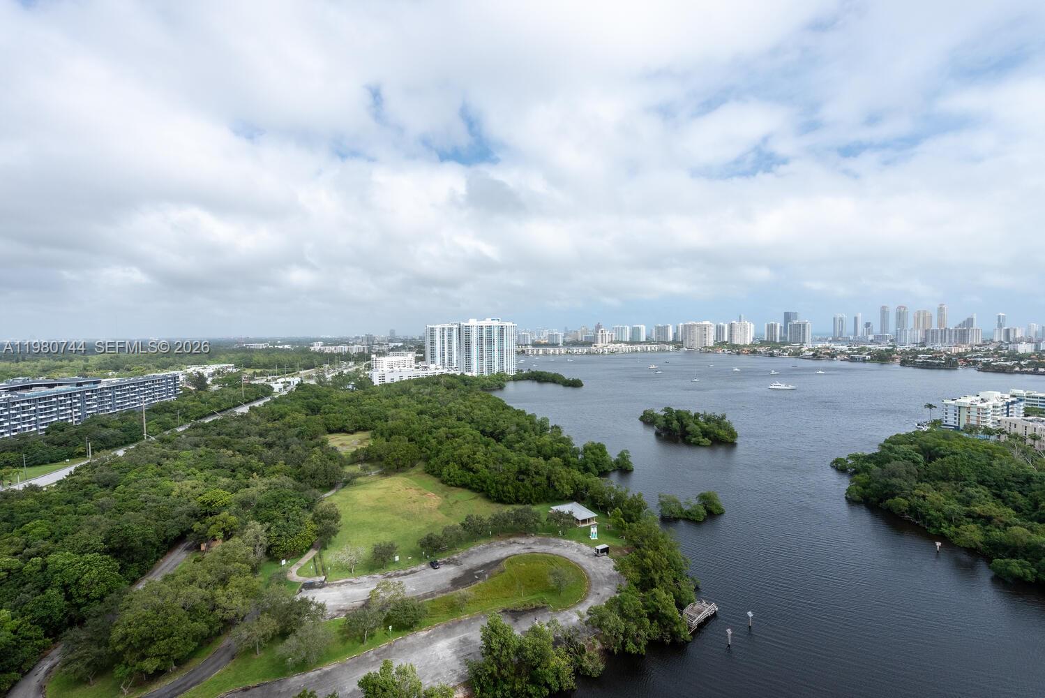 16385 Biscayne Blvd #2304, North Miami Beach FL 33160