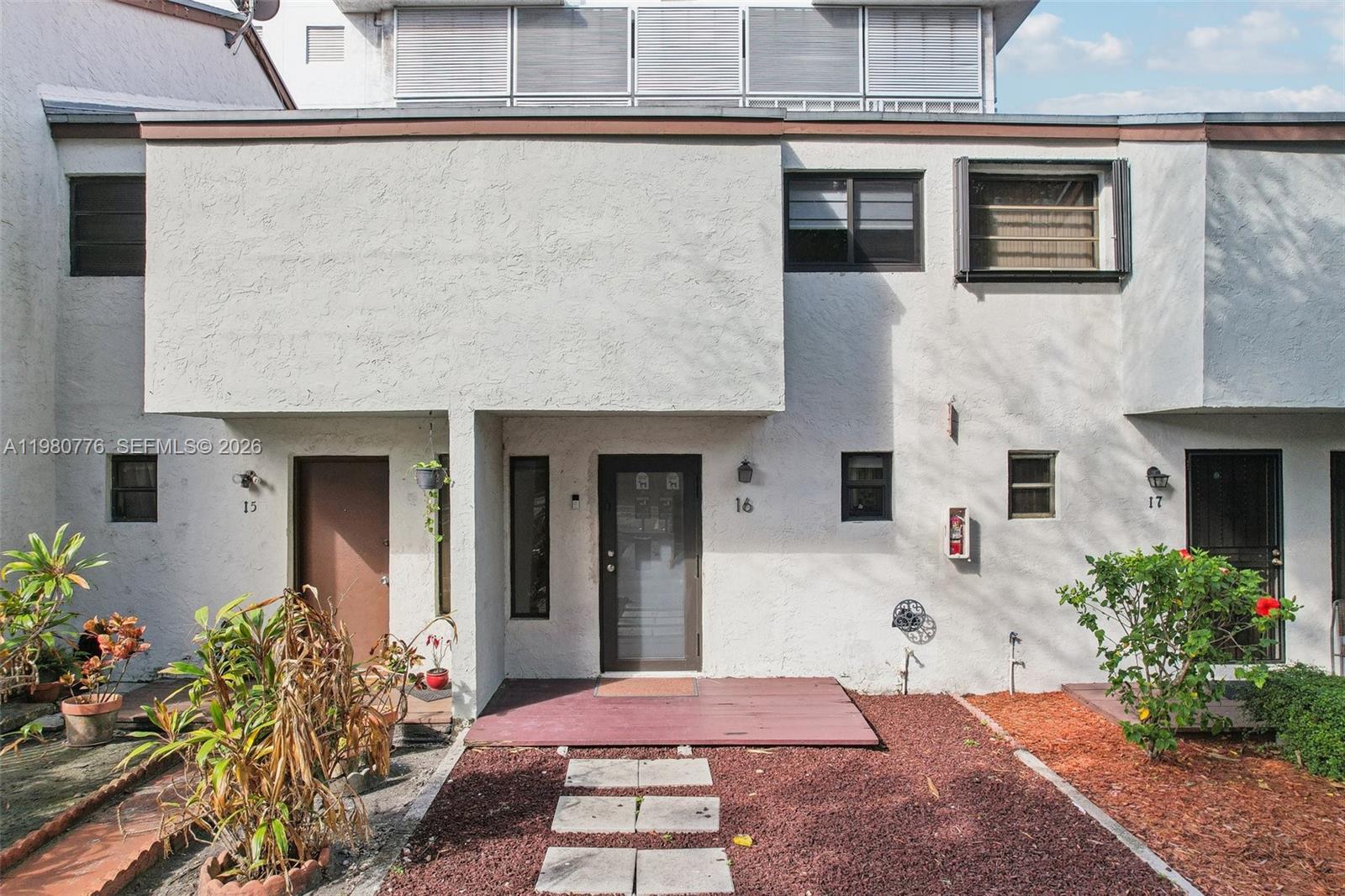 1901 NW S River Dr #16B, Miami FL 33125