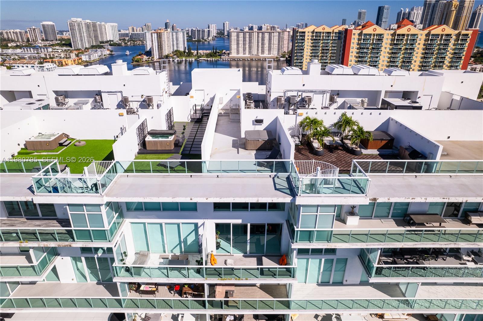 400 Sunny Isles Blvd #2019, Sunny Isles Beach FL 33160