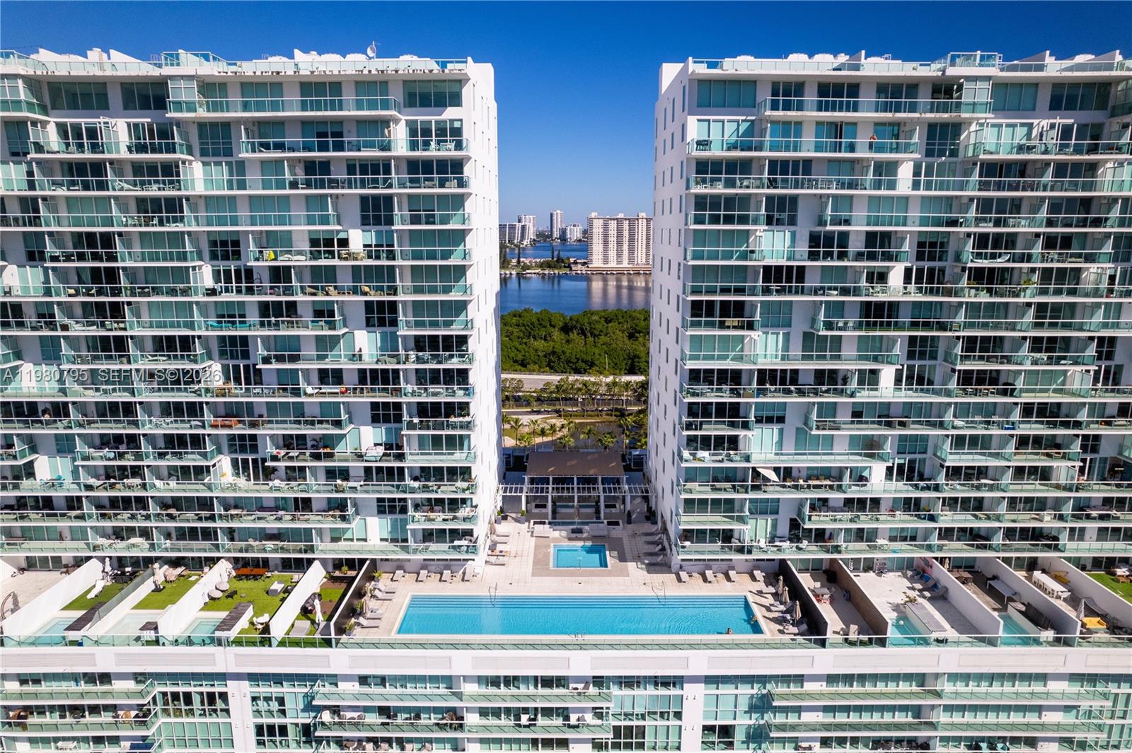 400 Sunny Isles Blvd #2019, Sunny Isles Beach FL 33160