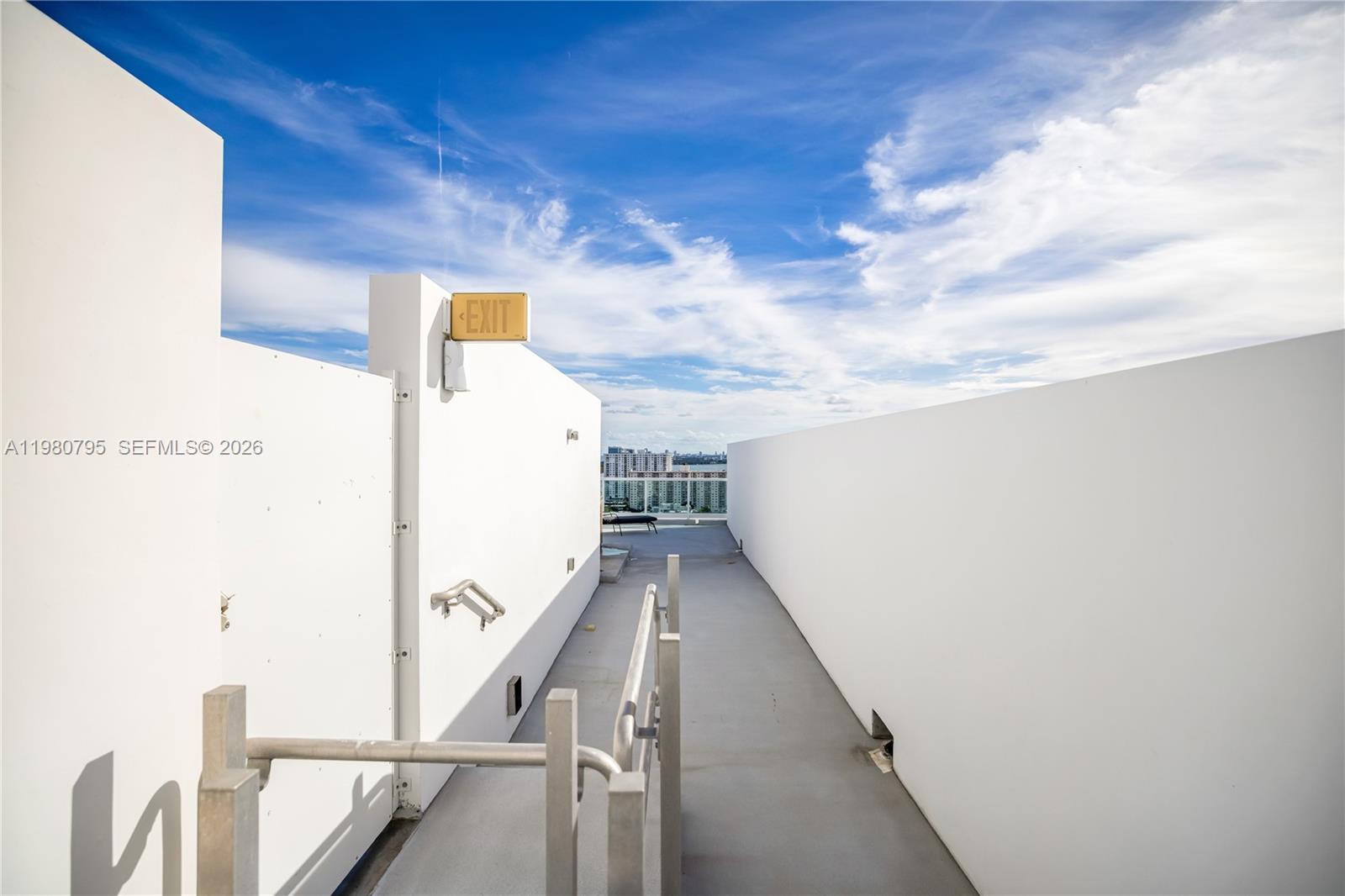 400 Sunny Isles Blvd #2019, Sunny Isles Beach FL 33160