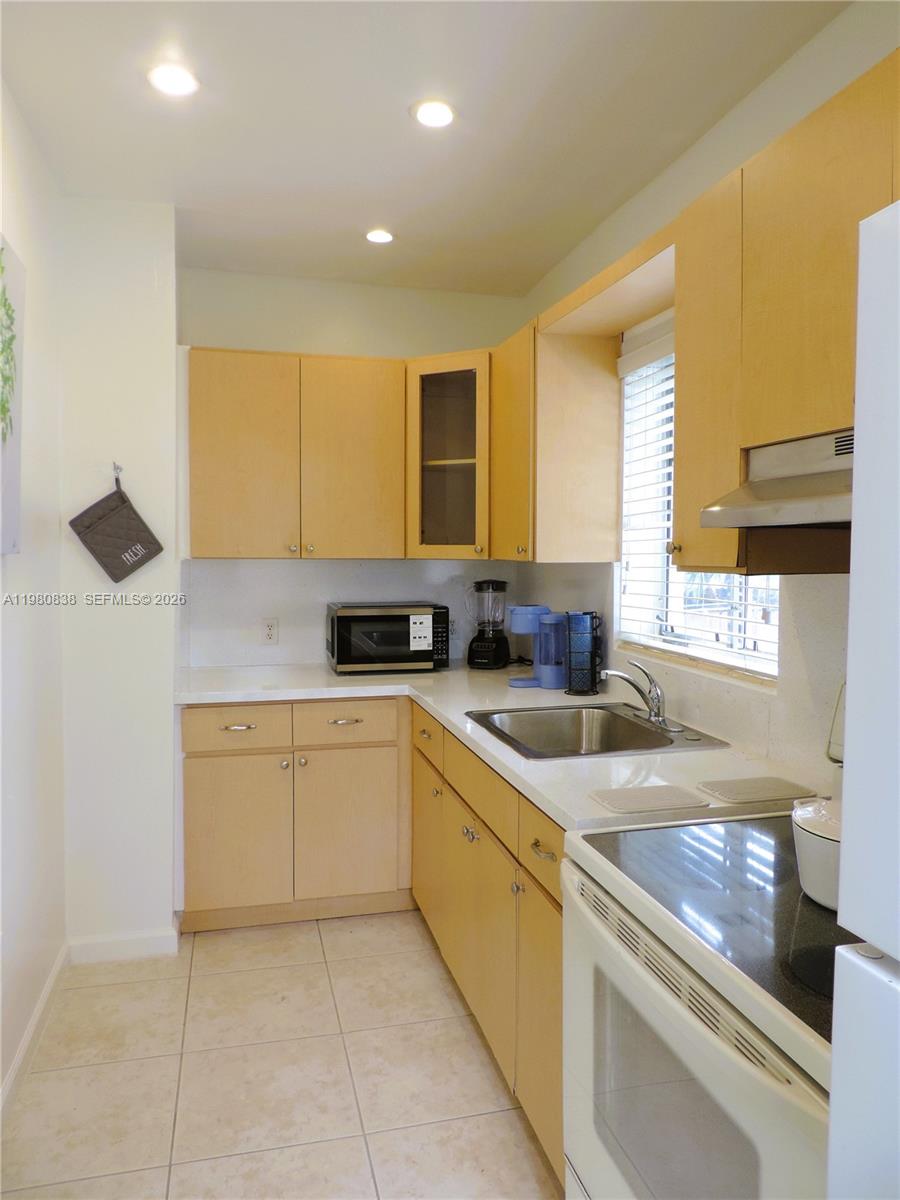 3134 SW 25th Ter #front, Miami FL 33133