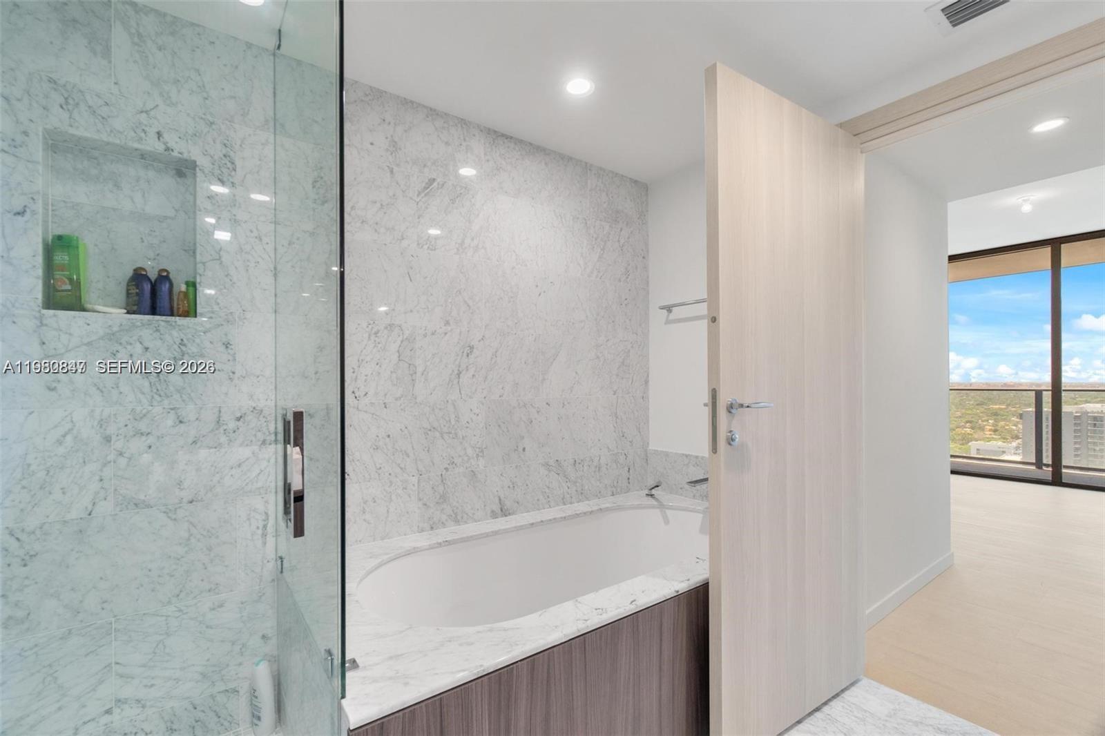 1000 Brickell Plz #3310, Miami FL 33131