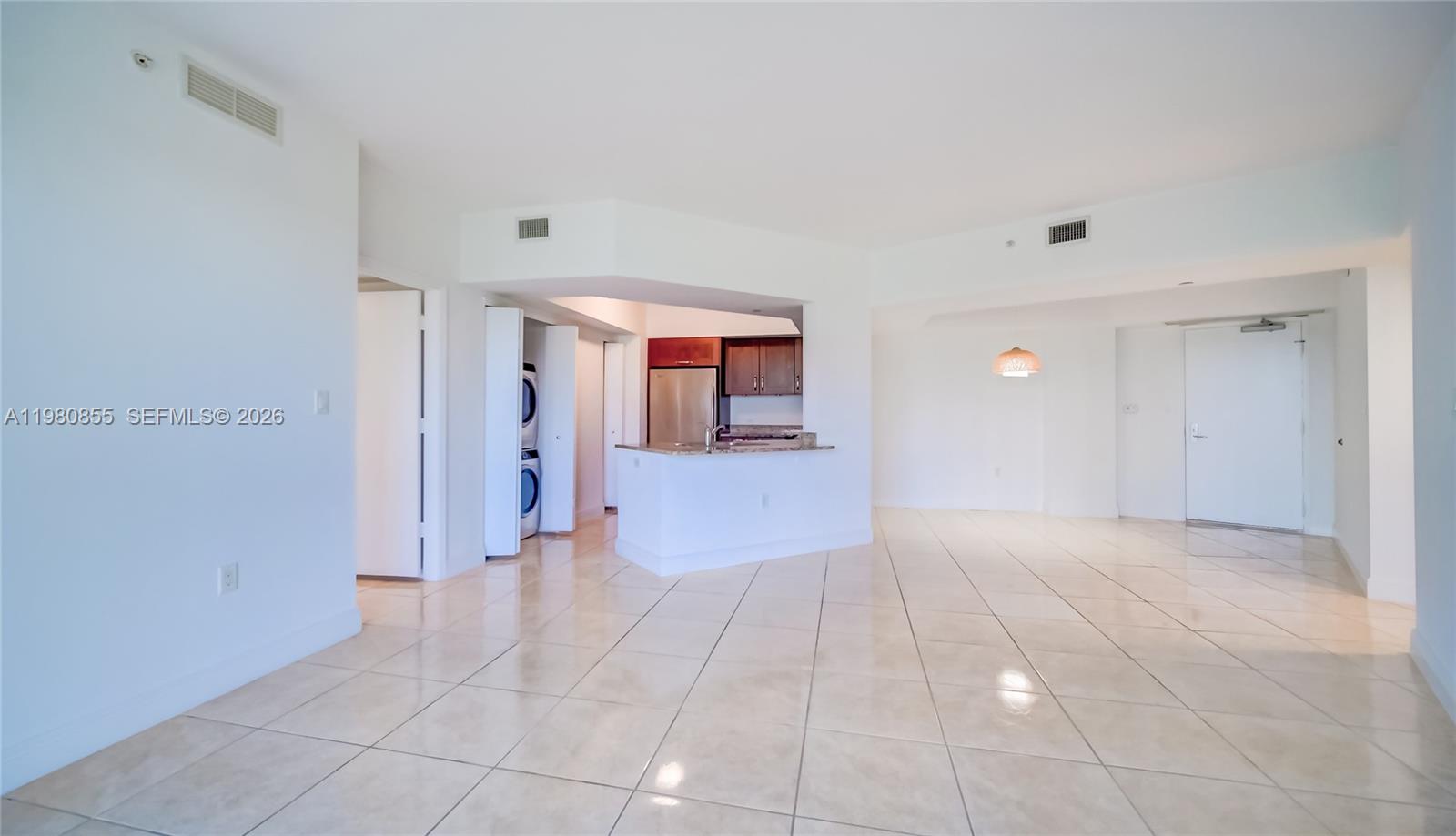 20000 E Country Club Dr #512, Aventura FL 33180