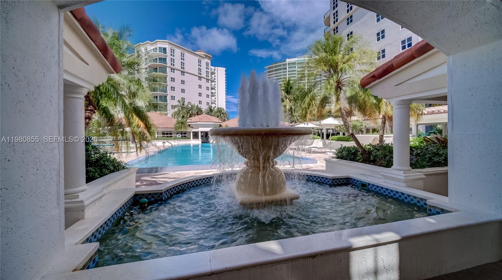 20000 E Country Club Dr #512, Aventura FL 33180