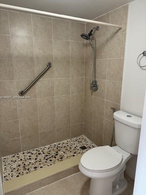 8560 SW 212th St #306, Cutler Bay FL 33189