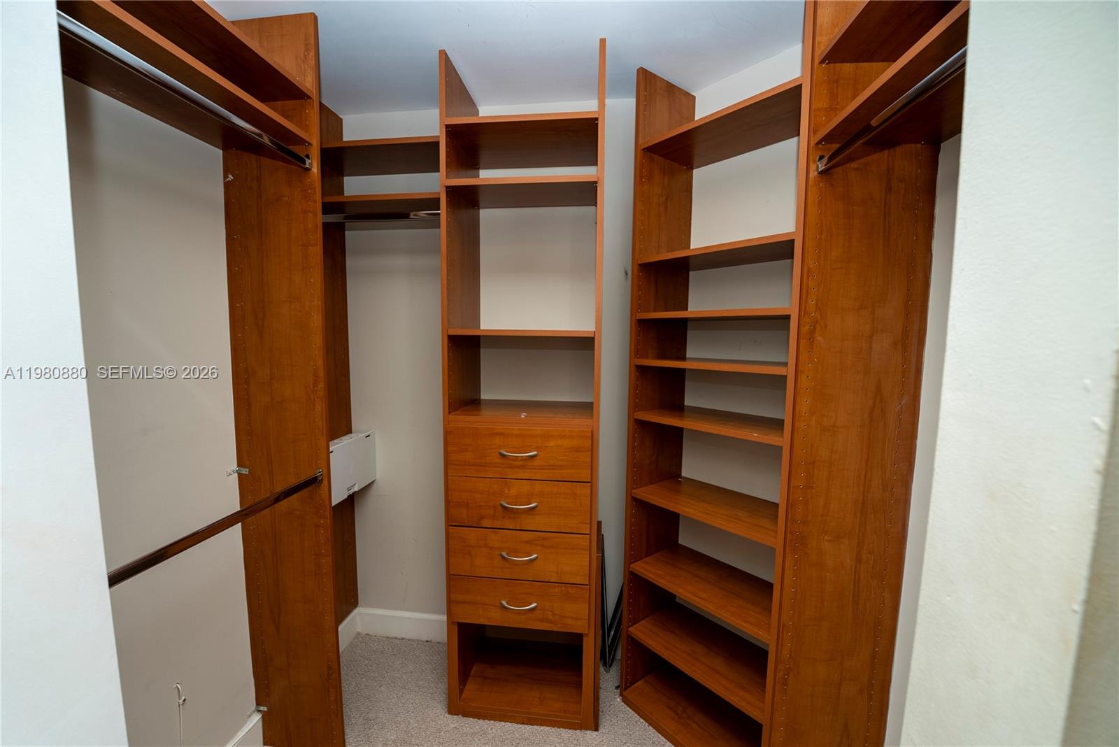 1300 Ponce De Leon Blvd #808, Coral Gables FL 33134