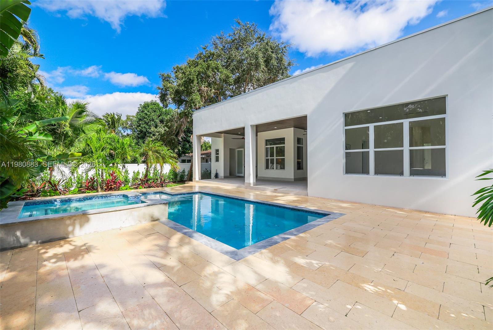 11780 NE 8th Ave, Biscayne Park FL 33161