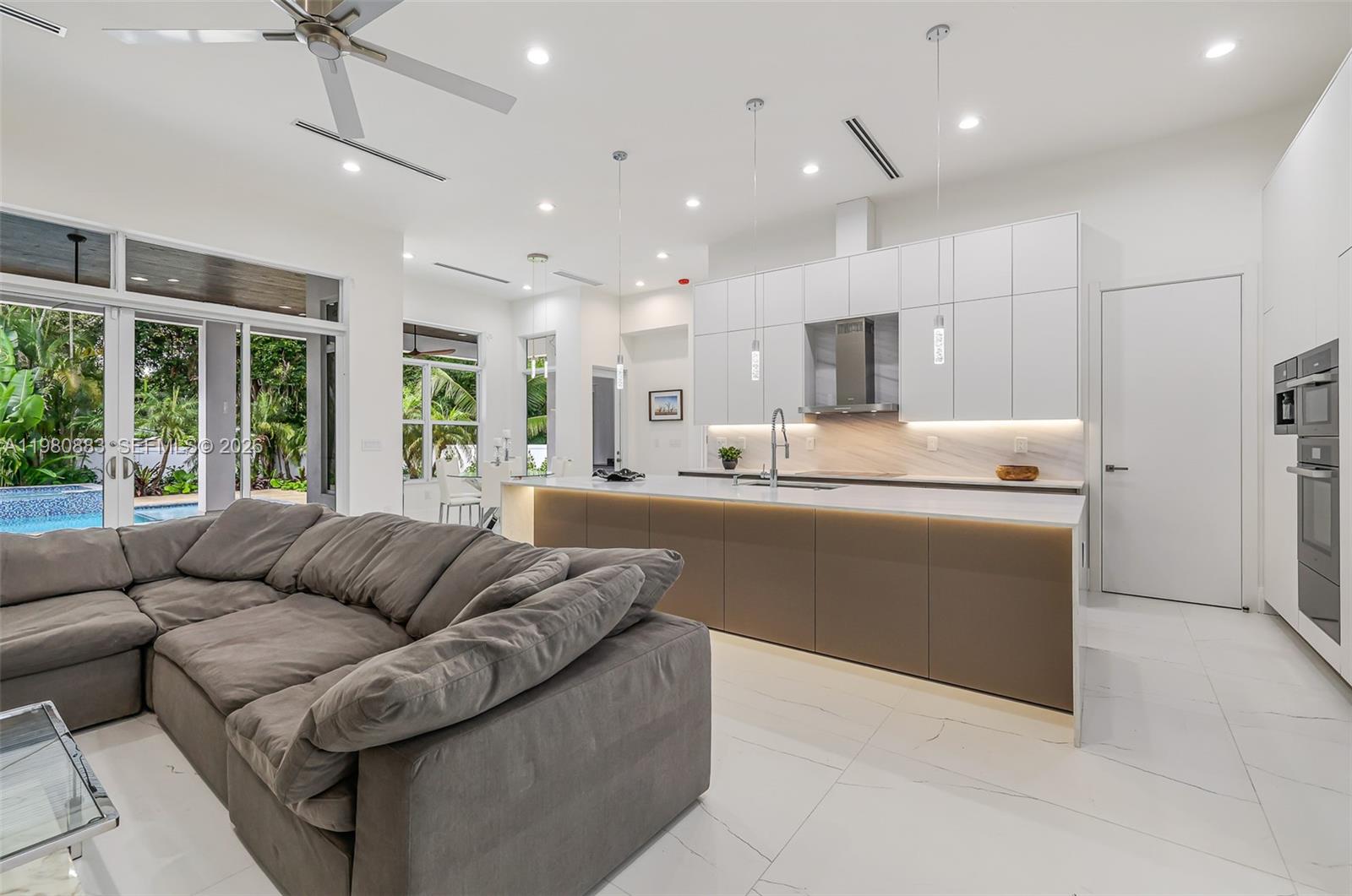 11780 NE 8th Ave, Biscayne Park FL 33161