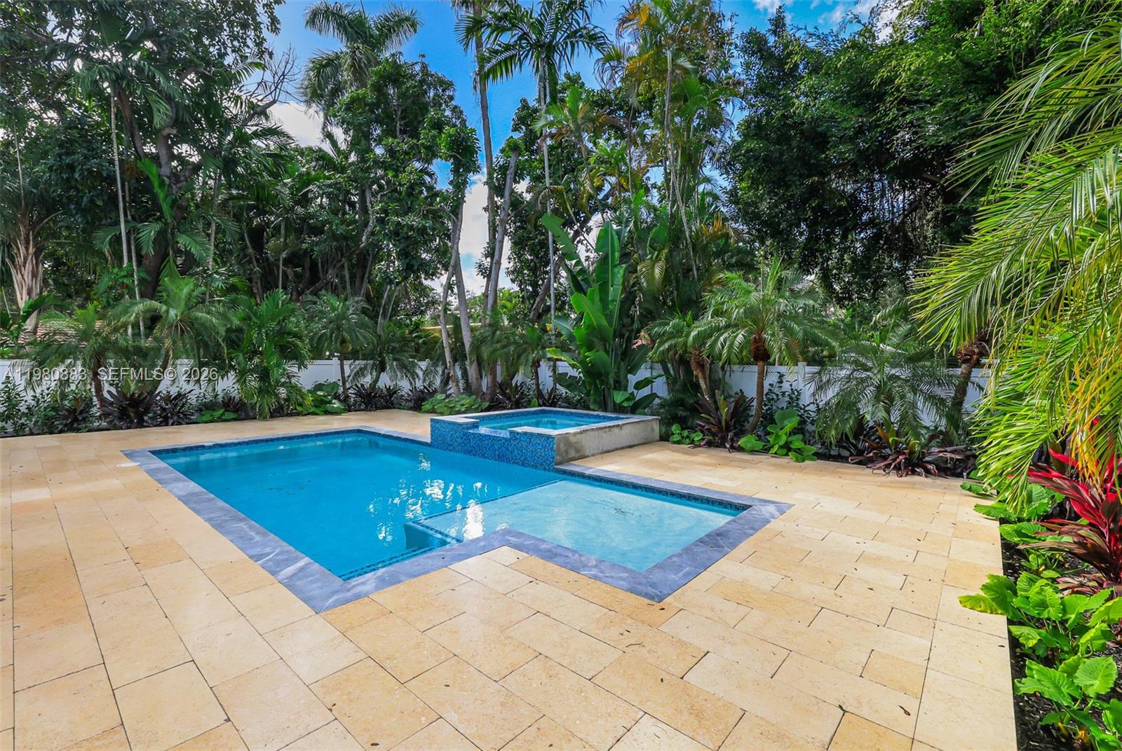 11780 NE 8th Ave, Biscayne Park FL 33161