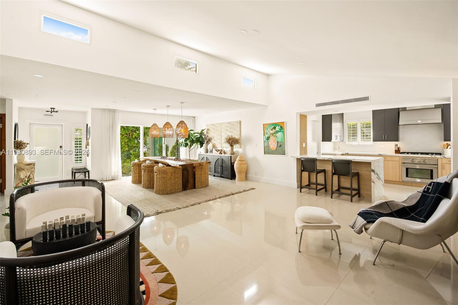 865 W 47th St, Miami Beach FL 33140