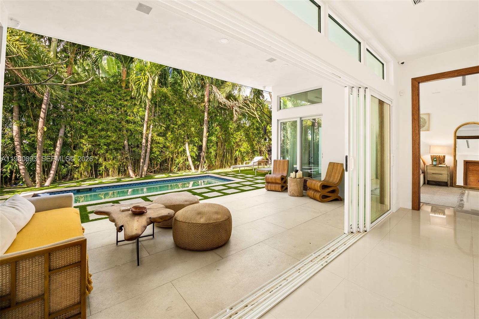 865 W 47th St, Miami Beach FL 33140