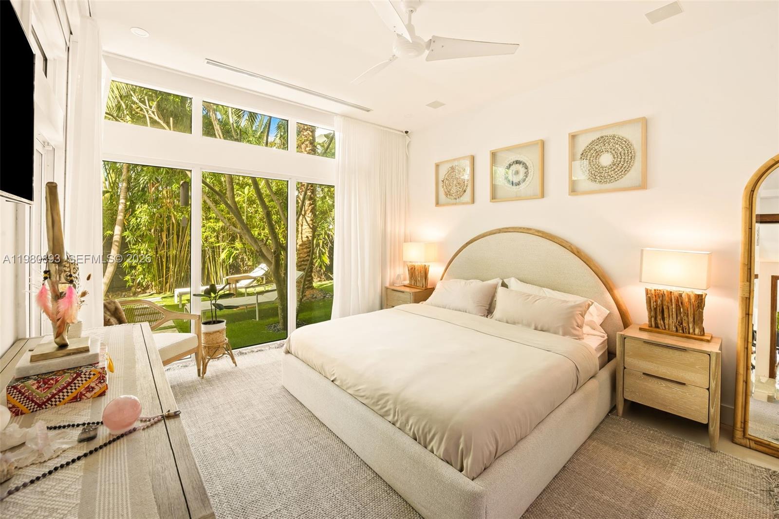 865 W 47th St, Miami Beach FL 33140