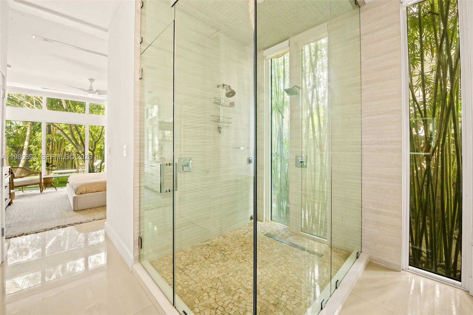 865 W 47th St, Miami Beach FL 33140
