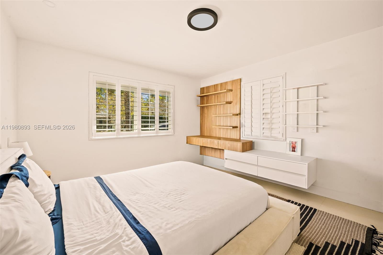 865 W 47th St, Miami Beach FL 33140