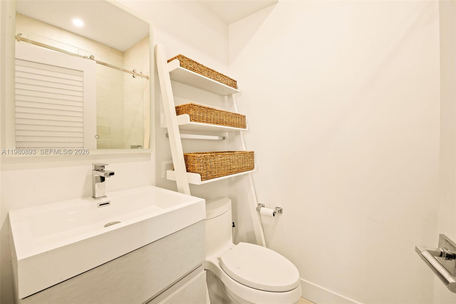 865 W 47th St, Miami Beach FL 33140