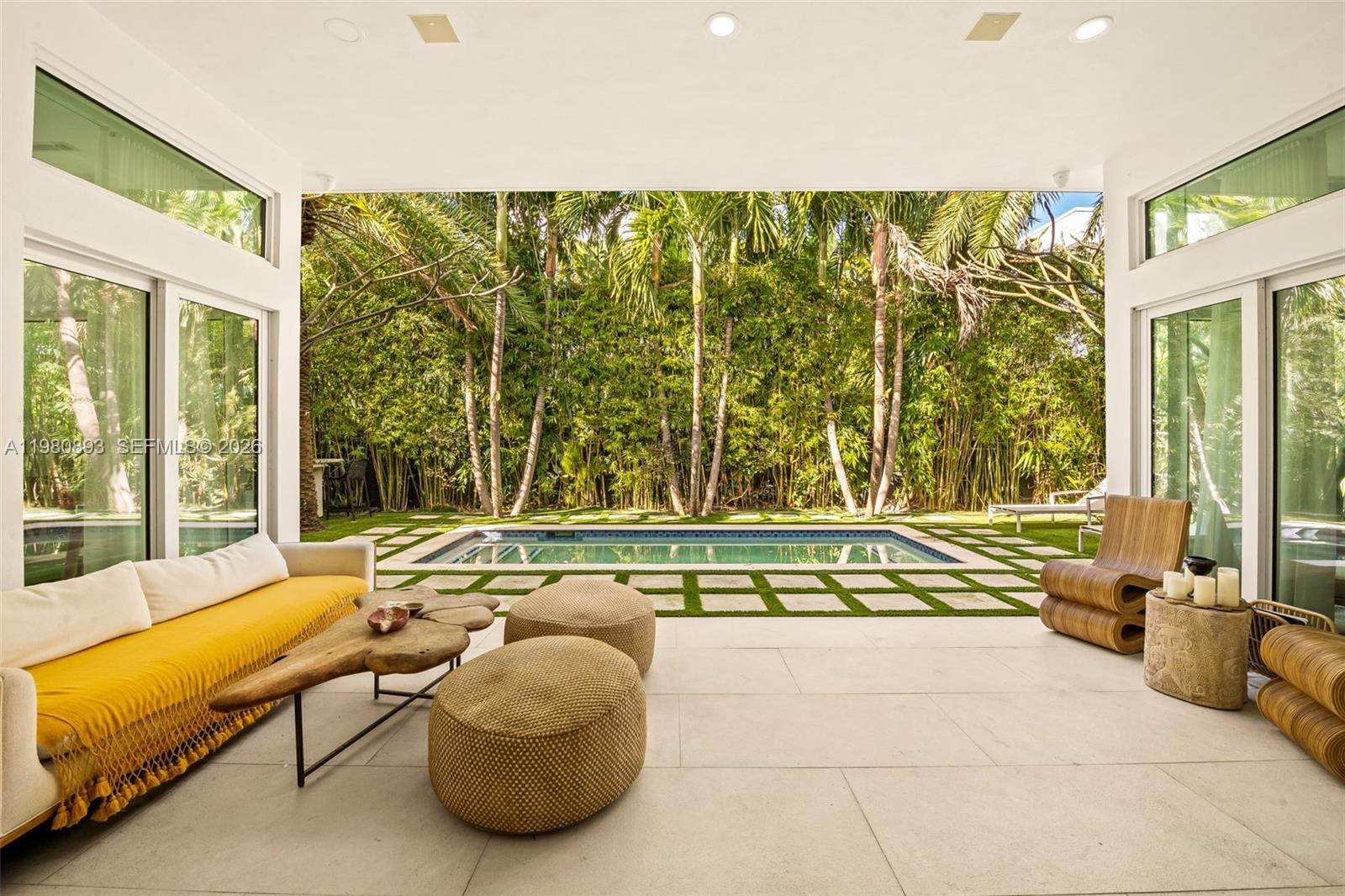 865 W 47th St, Miami Beach FL 33140