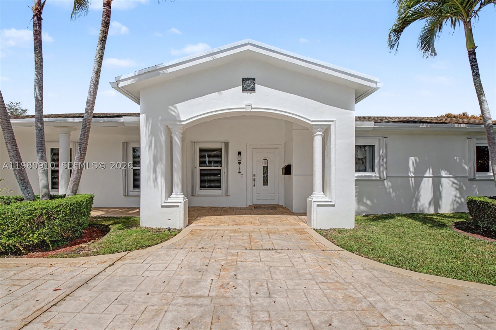 8241 SW 146th St, Palmetto Bay FL 33158